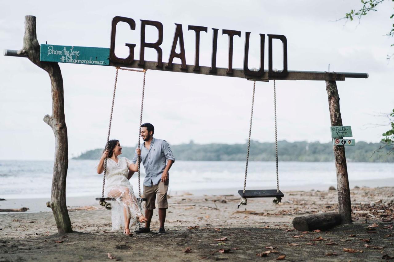 Hotel Faith Glamping Dome Costa Rica Manzanillo  Exterior foto