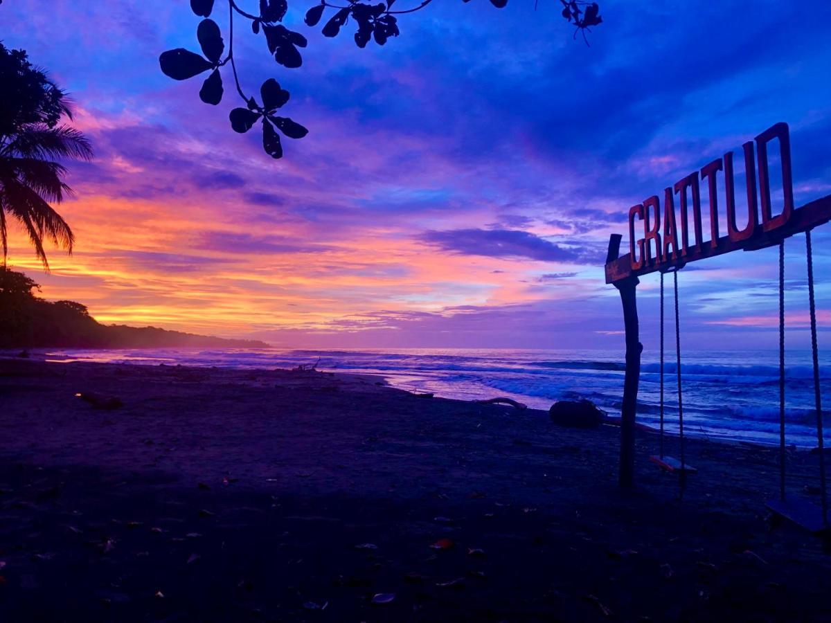 Hotel Faith Glamping Dome Costa Rica Manzanillo  Exterior foto
